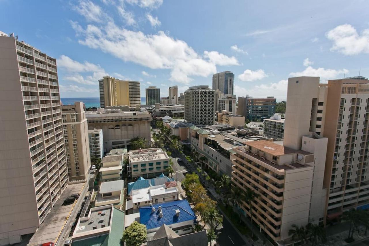 Royal Kuhio 1712 - Spacious Corner Unit With Stunning Ocean City Views In The Heart Of Waikiki! Villa Honolulu Exterior photo