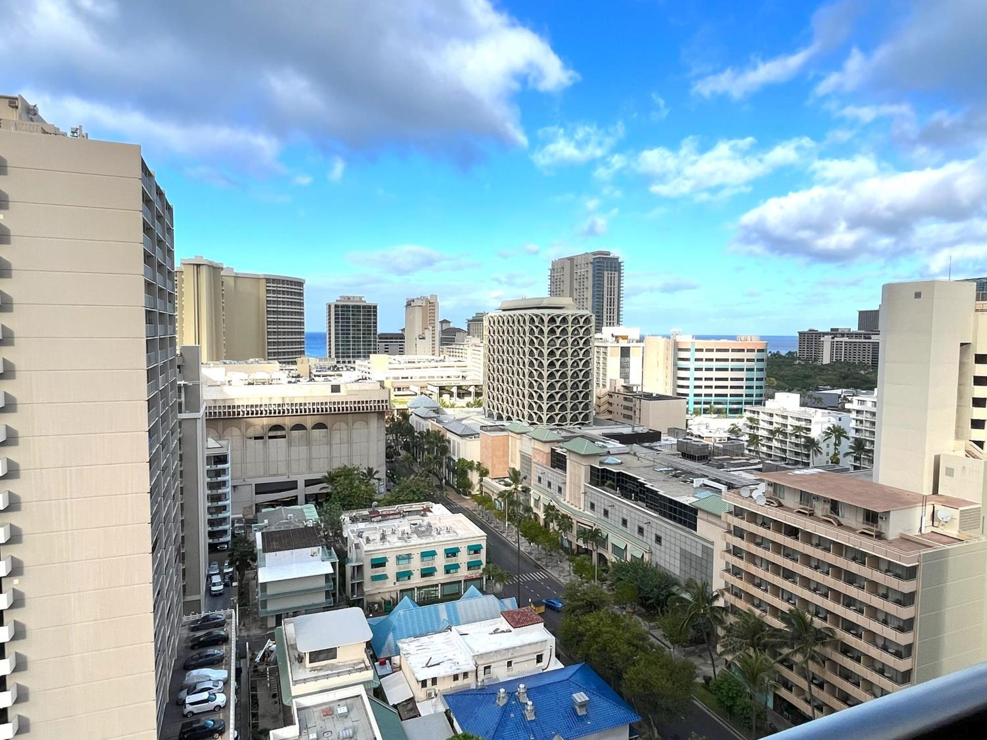 Royal Kuhio 1712 - Spacious Corner Unit With Stunning Ocean City Views In The Heart Of Waikiki! Villa Honolulu Exterior photo